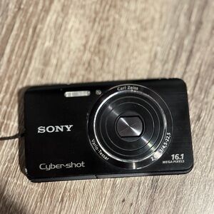 Sony Cyber Shot Digital Camera